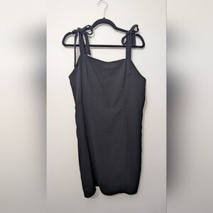 NWT Reitmans Classic Black Strap Dress - Sleek Women's Dress